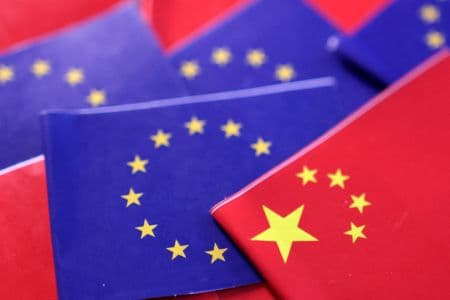 China suaviza postura em negociações sobre veículos elétricos com União Europeia