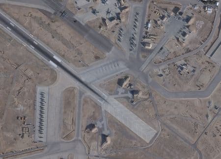 Imagens mostram que EUA mobilizaram lançadores móveis de mísseis no Catar conforme aumentavam tensões com Irã