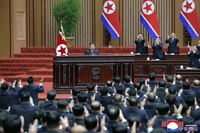Kim Jong Un diz que status nuclear da Coreia do Norte é irreversível e ameaça Coreia do Sul