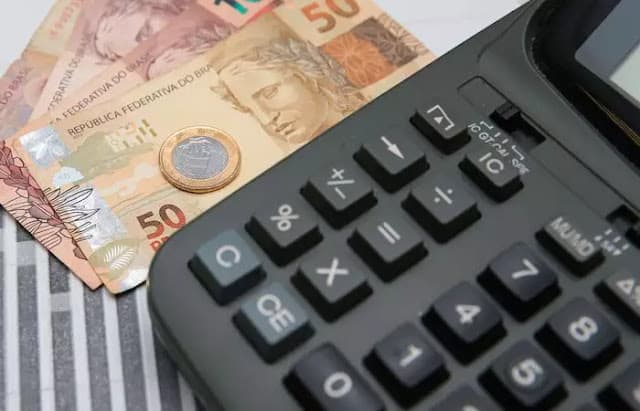 Governo federal diz que taxas dos Estados Unidos sobre produtos brasileiros podem chegar a 37,5%