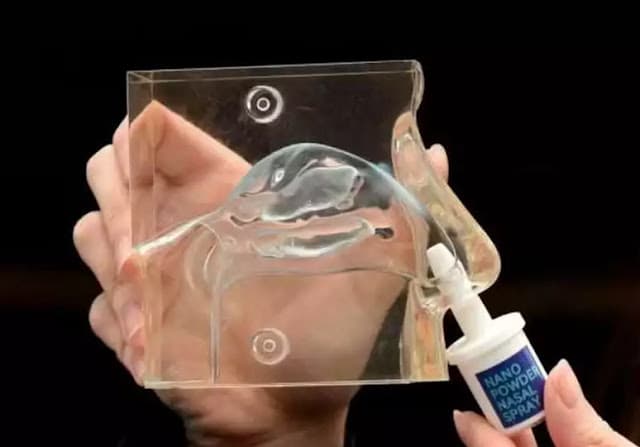 Tecnologia em spray nasal pode revolucionar tratamento de AVC sem cirurgia