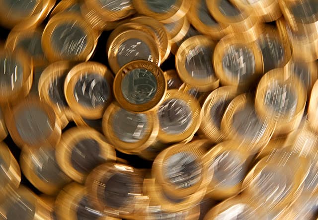 Governo dará garantia para renegociação de dívidas e deve restringir apostas em bets