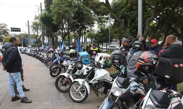Governo federal prepara linha de crédito para motociclistas de aplicativos