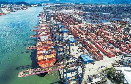 Comércio exterior: balança comercial brasileira fica abaixo do esperado em março e superávit decepciona o mercado