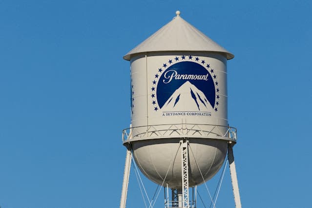 Acionistas da Warner Bros aprovam venda para Paramount Skydance por US$110 bi