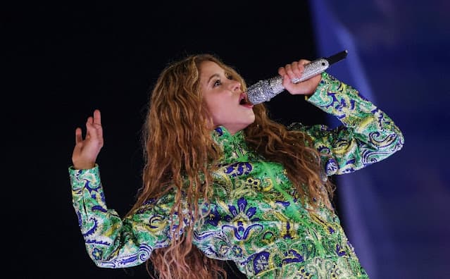 Shakira é absolvida de fraude fiscal e tribunal ordena que Espanha devolva US$70 milhões