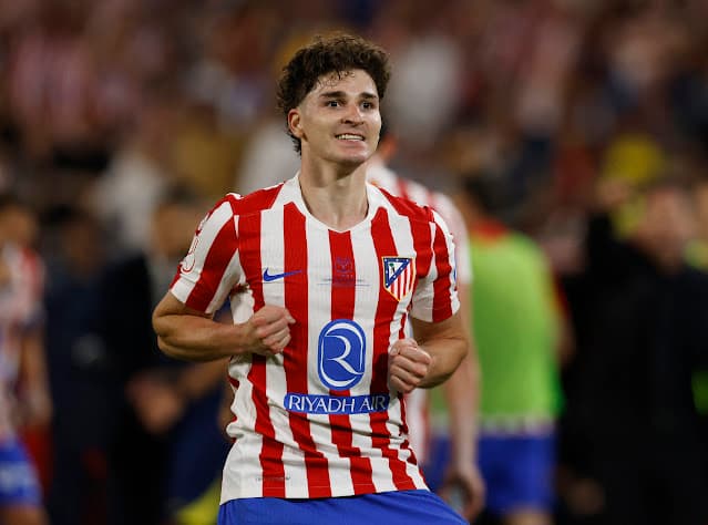 Atlético de Madrid rejeita proposta de 150 milhões de euros do Real Madrid por Julián Álvarez