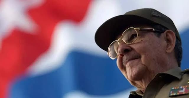 Os Estados Unidos ampliam sanções contra presidente de Cuba e atingem familiares dos Castro