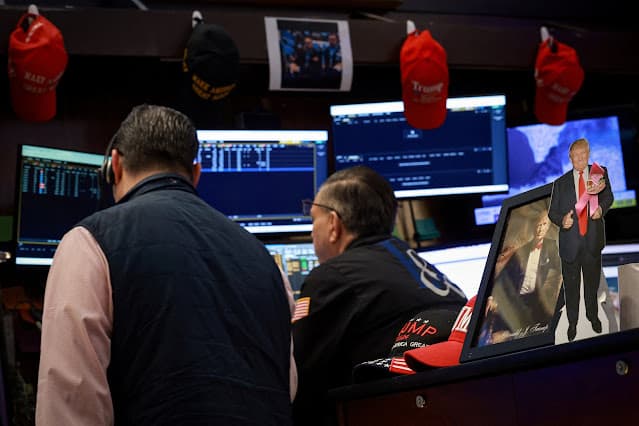 Wall St abre em alta após Trump adiar ataques a usinas de energia iranianas