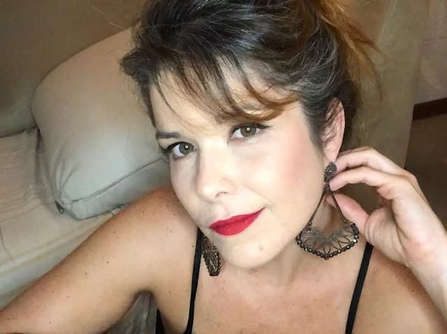 Samara Felippo reage a caso de bullying e reacende debate sobre racismo nas escolas