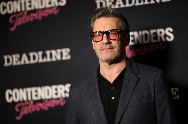 Consequências chegam para Cooper na segunda temporada de "Seus Amigos e Vizinhos"