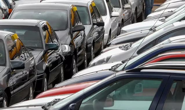 Financiamento de carros e motos cresce 11,8% em abril no Brasil